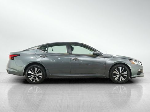 Used 2021 Nissan Altima 2.5 SV image 6