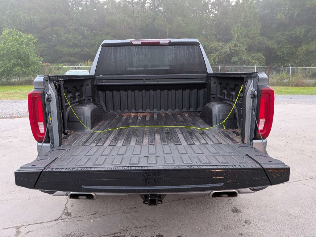 Used 2021 GMC Sierra 1500 SLT w/ X31 Off-Road Package AWD/4WD image 12