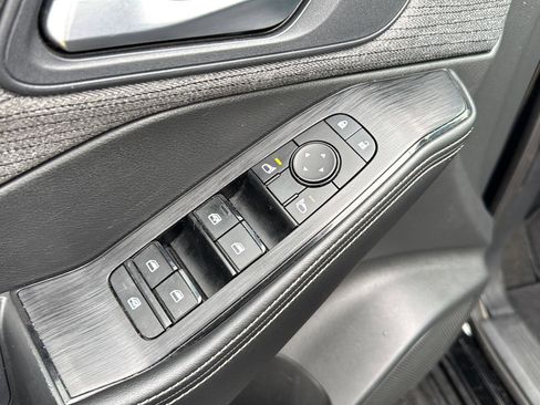 Used 2022 Nissan Rogue SV image 28