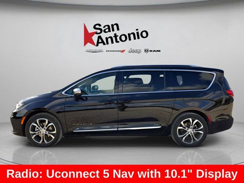 New 2026 Chrysler Pacifica Pinnacle w/ Trailer Tow Group image 5