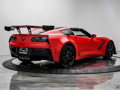 Used 2019 Chevrolet Corvette ZR1 image 23