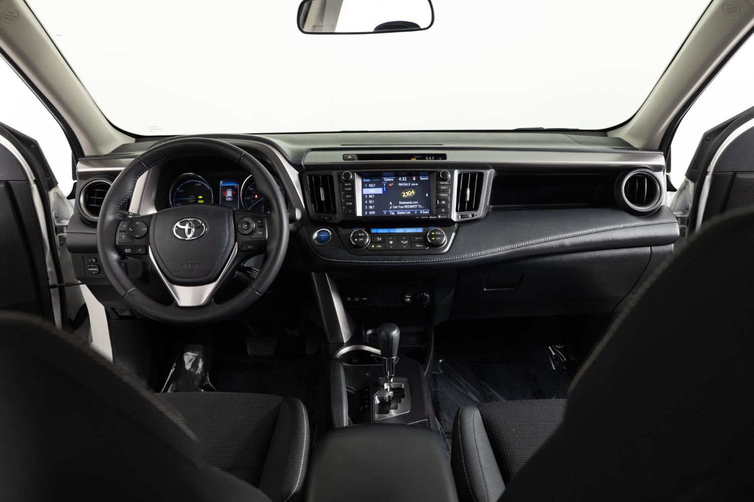 Used 2018 Toyota RAV4 XLE w/ Carpet Mat Package AWD/4WD image 33