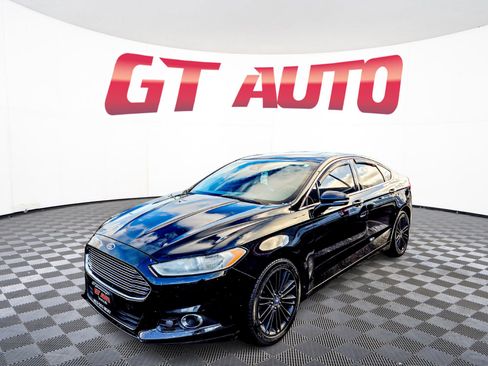 Used 2014 Ford Fusion SE w/ Equipment Group 202A image 3