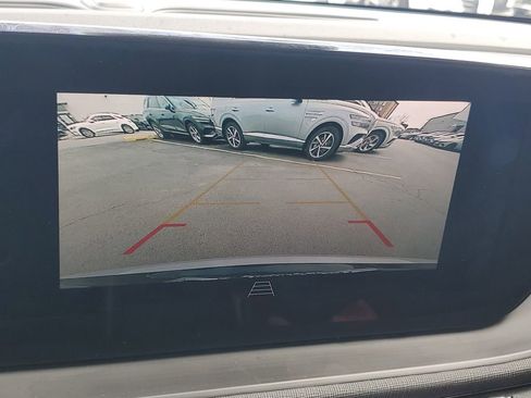 Used 2025 Buick Envista Sport Touring image 23