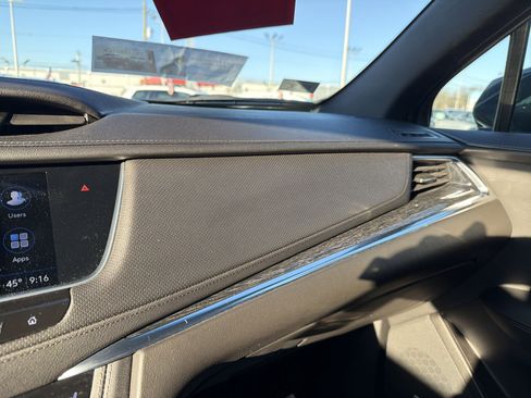 Certified 2022 Cadillac XT5 Premium Luxury image 19