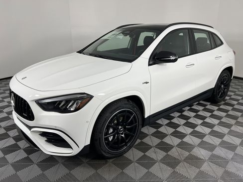 New 2025 Mercedes-Benz GLA 35 AMG 4MATIC image 8