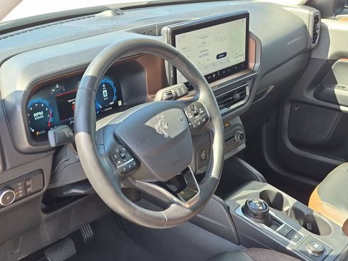 Used 2025 Ford Bronco Sport Outer Banks w/ Outer Banks Tech Package+ AWD/4WD image 15