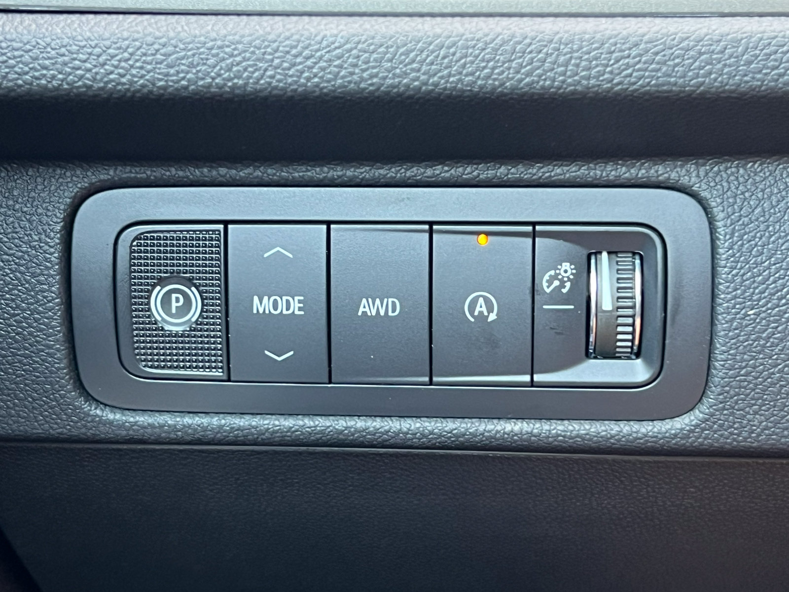 New 2027 Chevrolet Traverse LT AWD/4WD image 16