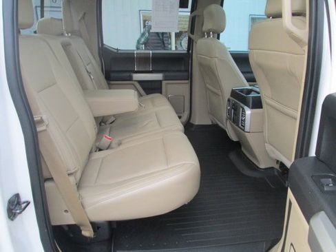 Used 2016 Ford F150 Lariat w/ Equipment Group 502A Luxury image 16