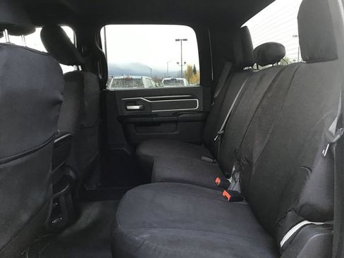 Used 2021 RAM 2500 Big Horn w/ Level 1 Equipment Group image 17