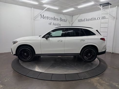Used 2026 Mercedes-Benz GLC 300 image 4