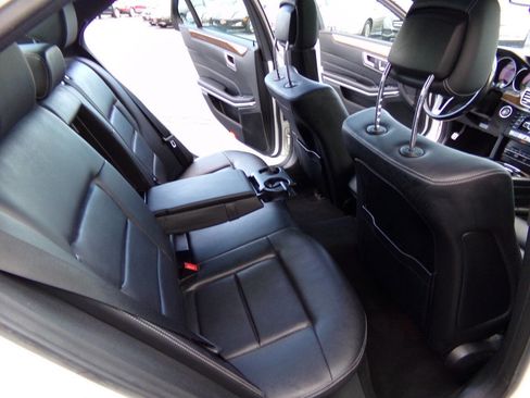 Used 2015 Mercedes-Benz E 350 4MATIC Sedan image 21
