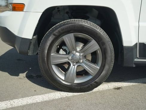 Used 2016 Jeep Patriot Sport w/ Power Value Group image 10