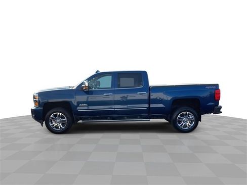 Certified 2016 Chevrolet Silverado 2500 High Country w/ Duramax Plus Package image 5