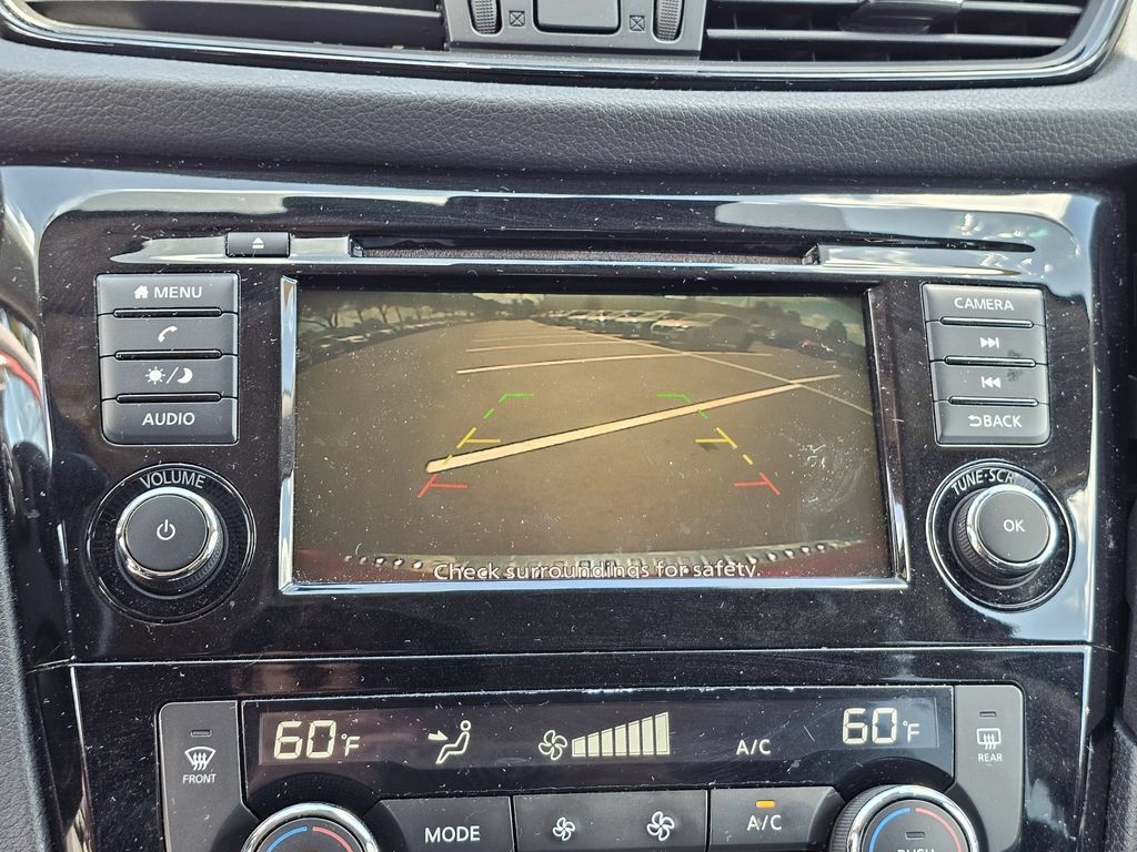 Used 2019 Nissan Rogue SV FWD image 20