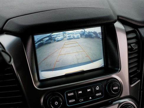 Used 2019 Chevrolet Tahoe LT image 18