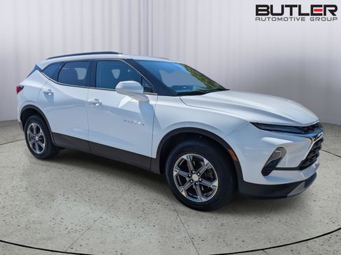 Used 2024 Chevrolet Blazer LT w/ Convenience Package FWD image 10