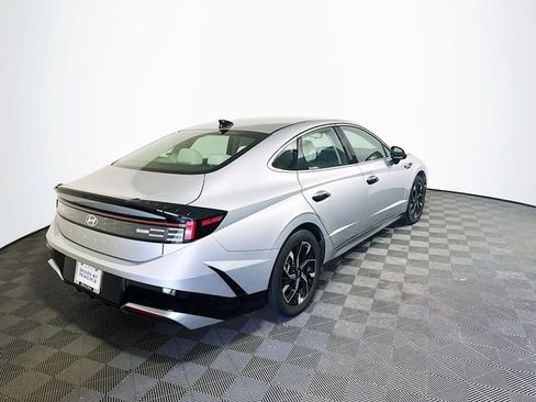 Used 2024 Hyundai Sonata SEL FWD image 8