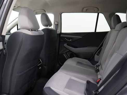 Used 2024 Subaru Outback Premium AWD/4WD image 18