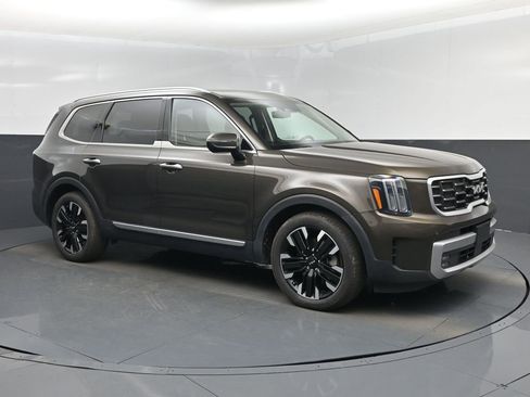Used 2023 Kia Telluride SX Prestige image 1