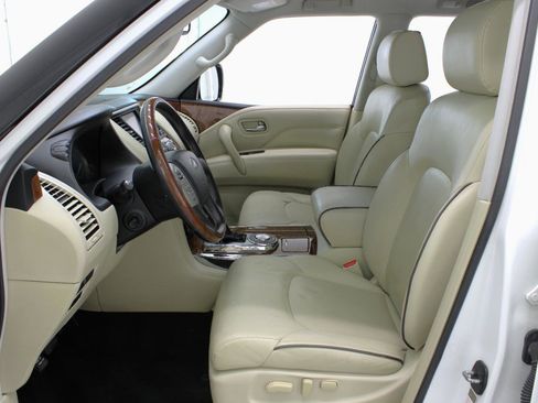 Used 2019 INFINITI QX80 Luxe w/ All-Season Package image 33