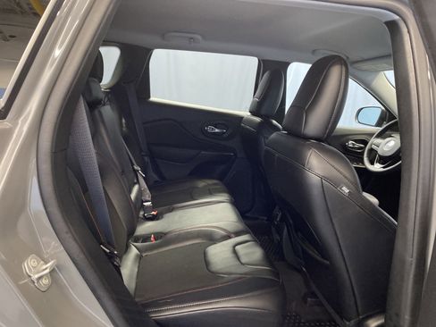 Used 2022 Jeep Cherokee Trailhawk image 41