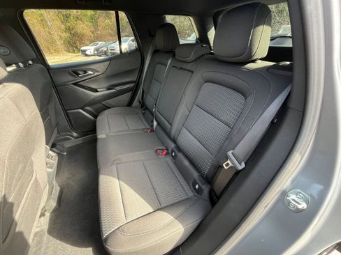 Used 2025 Chevrolet Equinox LT image 36