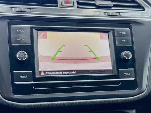 Used 2022 Volkswagen Tiguan S FWD image 10