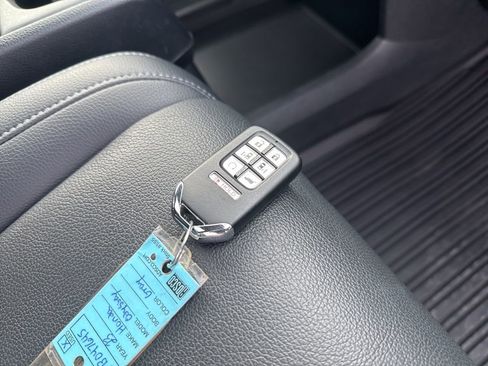 Used 2023 Honda Odyssey Touring image 41