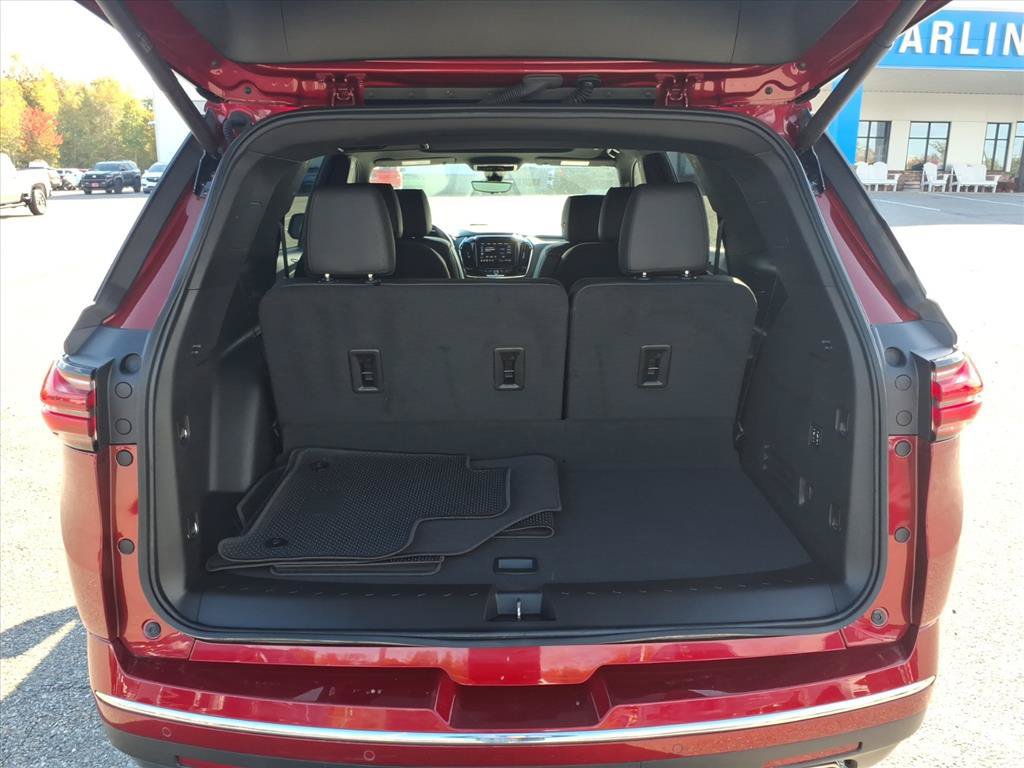 Used 2023 Chevrolet Traverse High Country AWD/4WD image 15