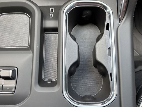 New 2025 GMC Sierra 3500 Denali Ultimate image 14