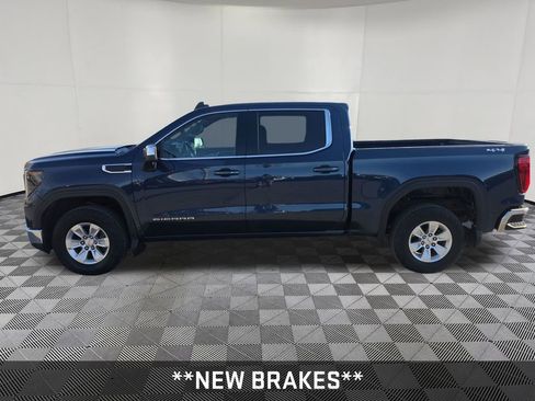 Certified 2023 GMC Sierra 1500 SLE AWD/4WD image 3