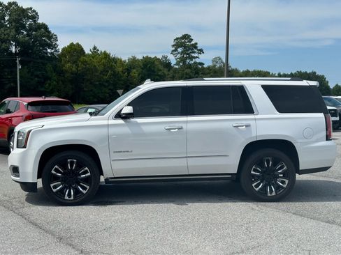 Used 2017 GMC Yukon Denali w/ Open Road Package AWD/4WD image 10