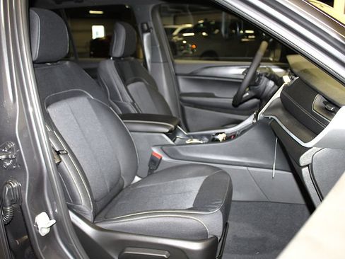 New 2026 Jeep Grand Cherokee Laredo X AWD/4WD image 30