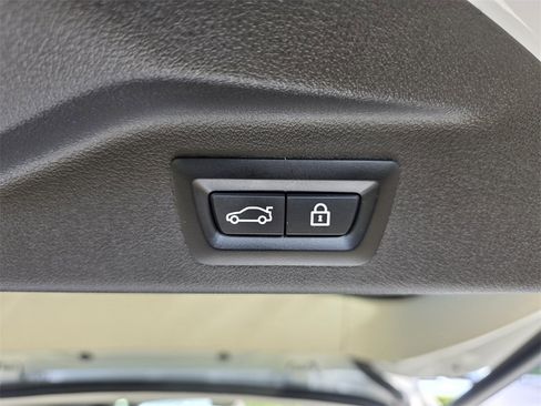 Used 2023 BMW X7 xDrive40i w/ Premium Package image 20