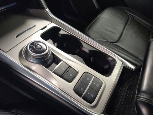 Used 2020 Ford Explorer Limited RWD image 26