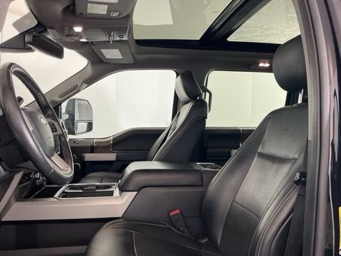 Used 2019 Ford F250 Lariat image 15