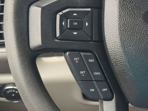 Used 2017 Ford F250 XL w/ Power Equipment Group RWD image 20