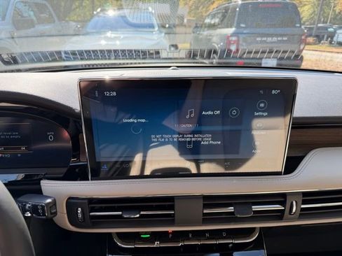 New 2026 Lincoln Corsair Reserve image 18