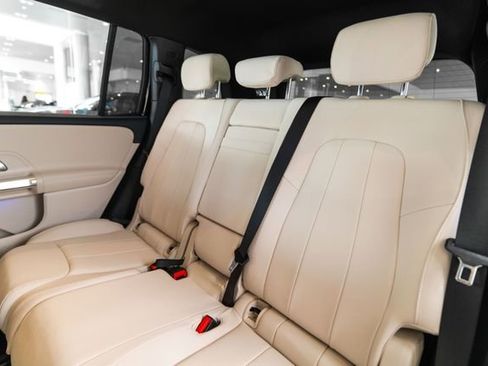 New 2026 Mercedes-Benz GLB 250 4MATIC image 31
