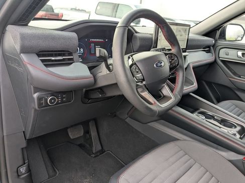 New 2026 Ford Explorer ST-Line w/ ST-Line Street Pack AWD/4WD image 21
