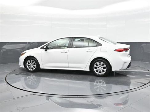 Certified 2026 Toyota Corolla LE image 5