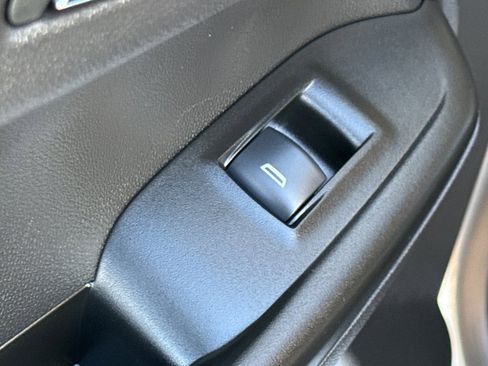 Used 2024 Chevrolet TrailBlazer LT w/ Convenience Package image 31