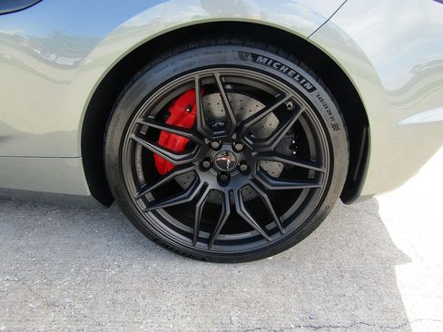 Used 2023 Chevrolet Corvette Z06 RWD image 24