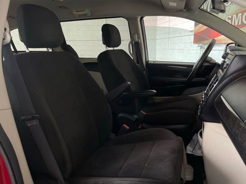Used 2013 Dodge Grand Caravan SE image 15