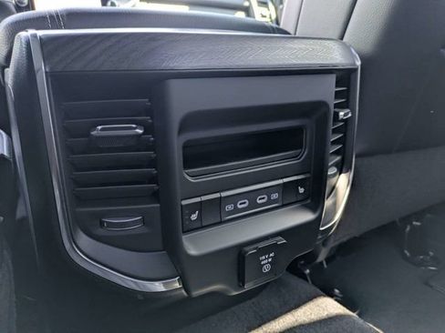 New 2026 RAM 2500 Laramie AWD/4WD image 14