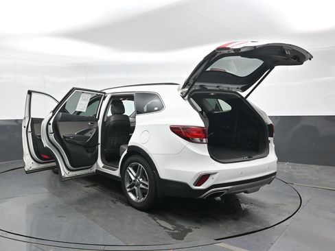 Used 2017 Hyundai Santa Fe AWD image 47