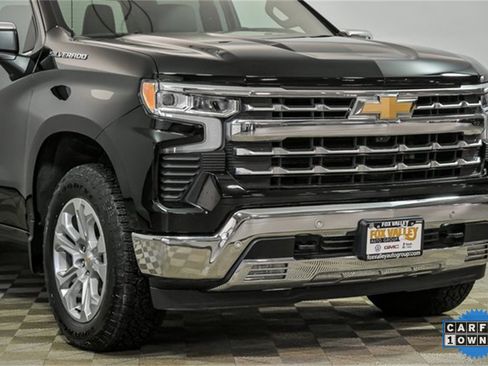 Used 2025 Chevrolet Silverado 1500 LTZ image 2