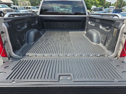 Used 2009 Chevrolet Silverado 1500 W/T RWD image 15
