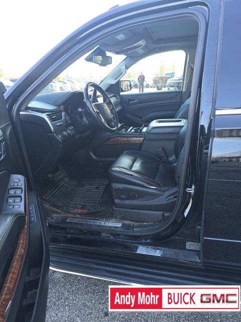 Used 2017 Chevrolet Tahoe Premier AWD/4WD image 2